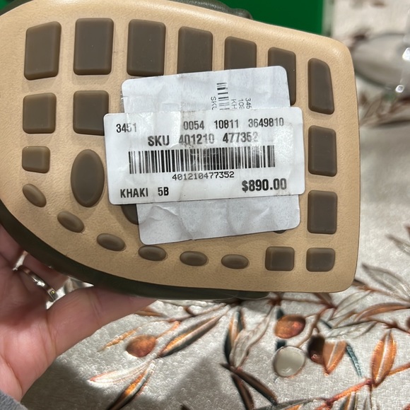 Bottega Veneta Khaki Lido Heel Sandals - Picture 6 of 12